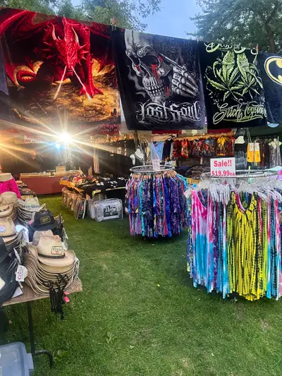 Niagara Falls Ribfest Clothing booth , Need worker for retail position at festival on Saturday June...