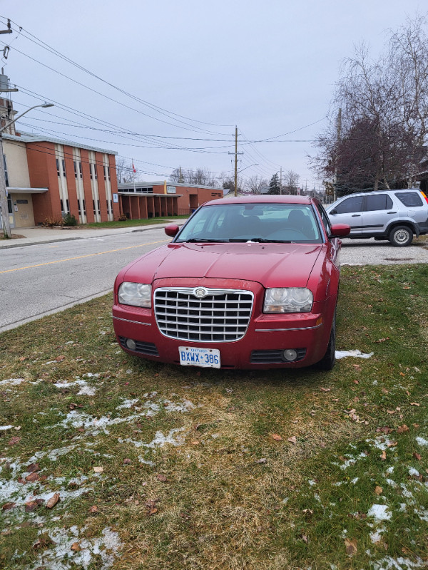 2009 Chrysler 300 Touring 4 Door in Cars & Trucks in Chatham-Kent