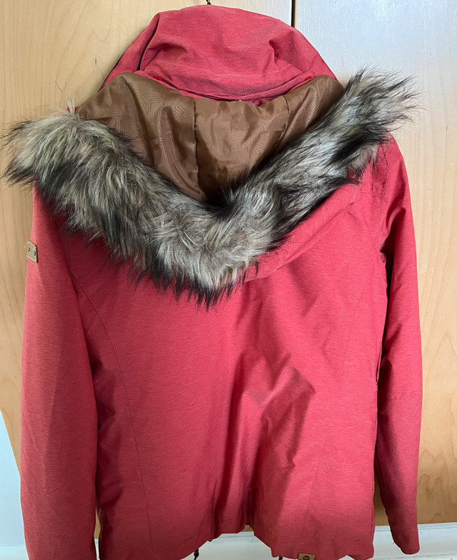 Roxy Ski/Snowboarding winter jacket excellent condition size M in Snowboard in Calgary - Image 3