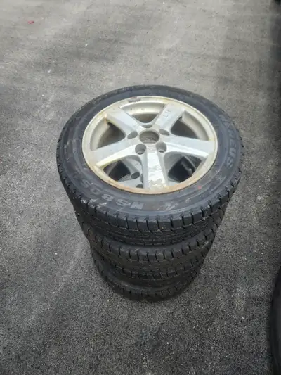 Alloy rims 16" off an acura rsx with new winter tires, nereus 205/55/16.