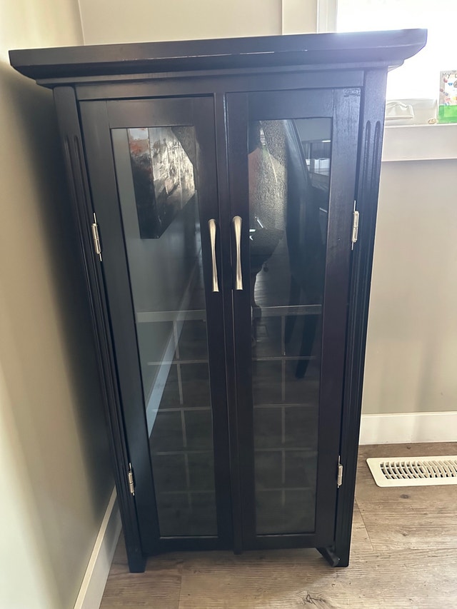 Wine Hutches & Display Saskatoon Kijiji