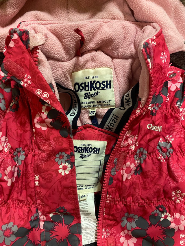 Girls Osh Kosh Snow Suit size 4t  in Kids & Youth in Guelph - Image 2