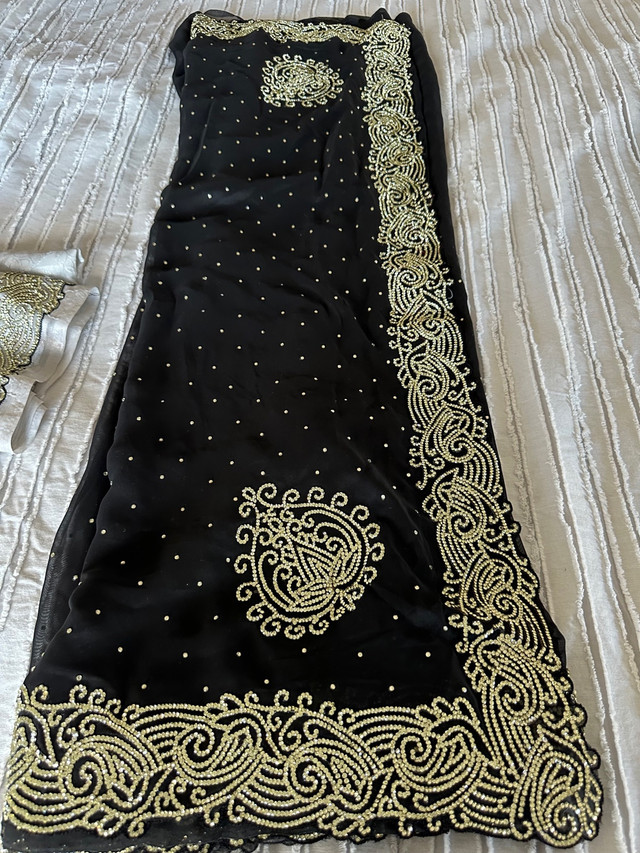 Pure Georgette Saree  in Women's - Dresses & Skirts in Mississauga / Peel Region - Image 3