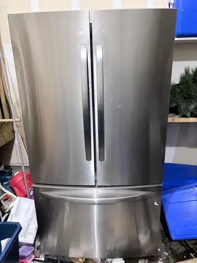 SELLING MY USED STAINLESS STEEL FRIDGE 28 CU FT! $250OBO!!, View more