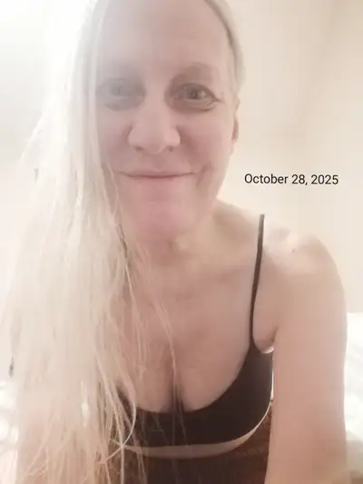 LOOKING FOR PLATONIC FRIENDS, View more