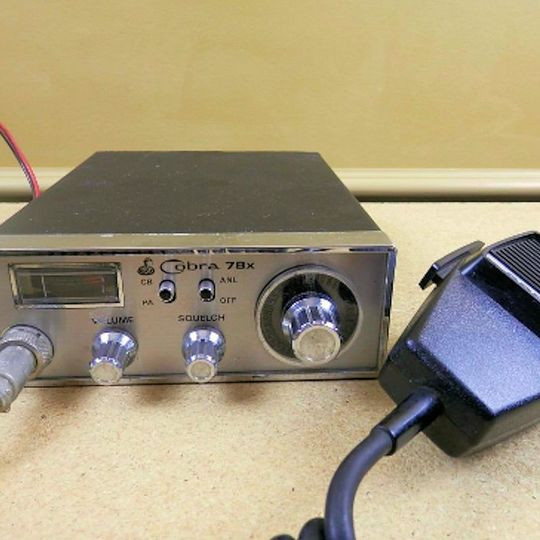 Cobra 78x CB Radio - Dukes of Hazzard (TV) for accurate General dans Autres pièces et accessoires  à Longueuil/Rive Sud
