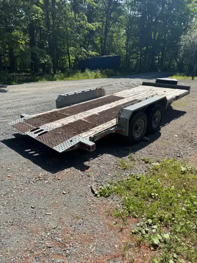 Remorque basculante pour équipement, LANDO LT104 2006, masse nette 1591 kg (3508 lbs), PNBV 6136 kg...