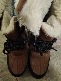 high end winter boots very warm