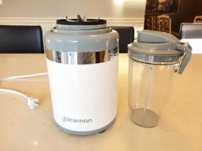 Like New Juiceman Express Whole Juicer works great & Very Clean, View more