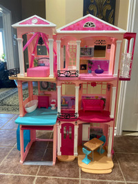 Barbie House with Accessories 