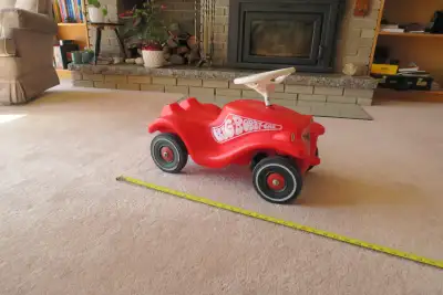 Bobby Car, voiture à enfourcher pour enfants (environ 3 à 6 ans) de BIG Spielwarenfabrik GmbH & Co K...