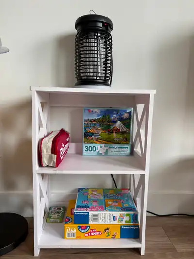Petit meuble étagère blanc parfait pour livres et déco !, View more