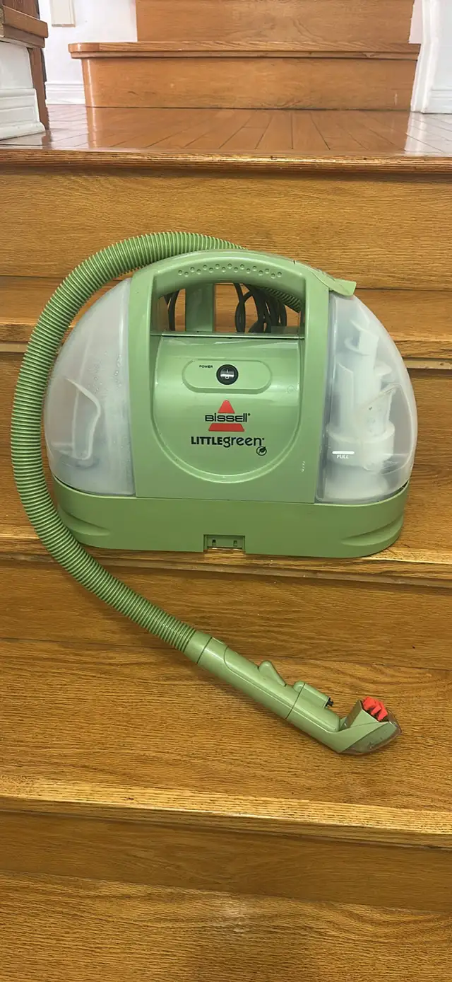 Bissell Little Green Portable Carpet Cleaner in Vacuums in Oakville / Halton Region - Image 2