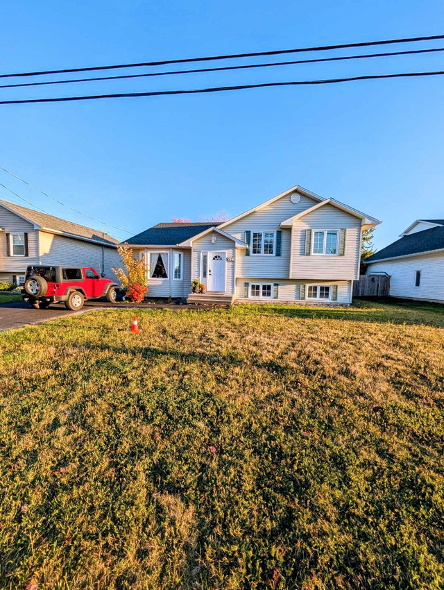 3 bedroom House in Long Term Rentals in Moncton