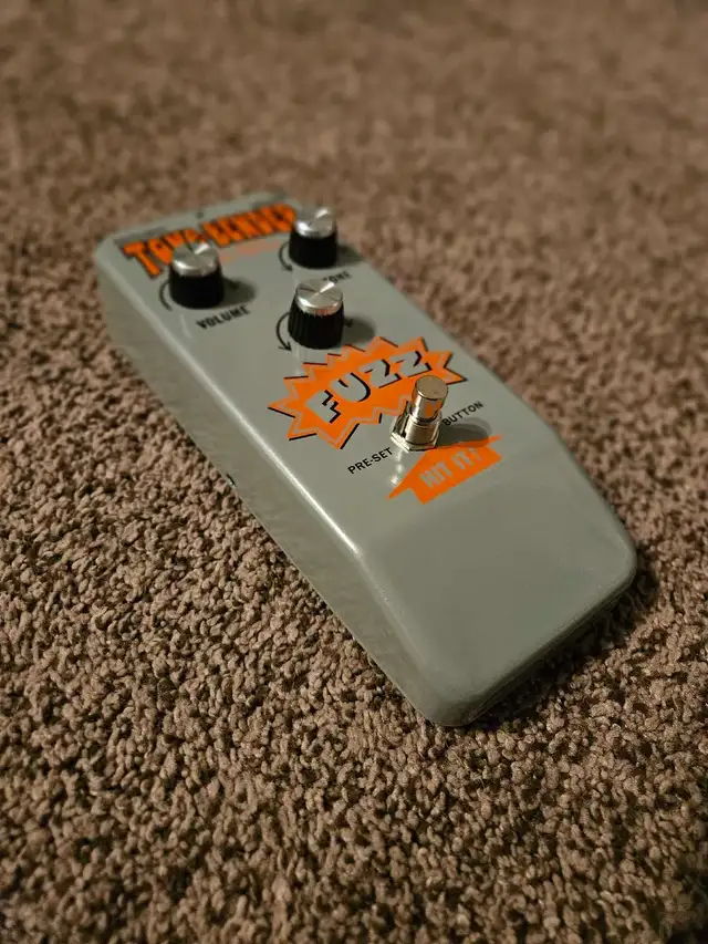 Tonebender Fuzz in Amps & Pedals in Red Deer - Image 4
