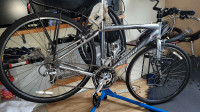 Vélo hybride cyclotourisme 