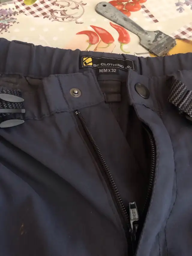 pantalon de neige pour homme  gr: médium x 32,couleur gris in Men's in Longueuil / South Shore - Image 5