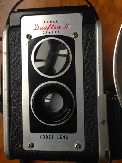 Kodak Duaflex II Camera with flash, View more