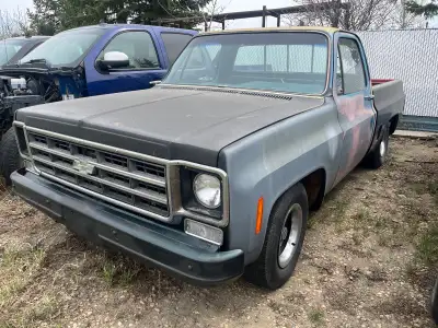 Solid project truck new doors fendes box panels nice rust free cab installed rebuilt 350 4barrel 350...