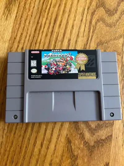 Get ready to race with this used Super Mario Kart game for the Super Nintendo Entertainment System (...