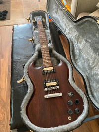 2014 Gibson sgj 125th , like new , fitted hardshell case