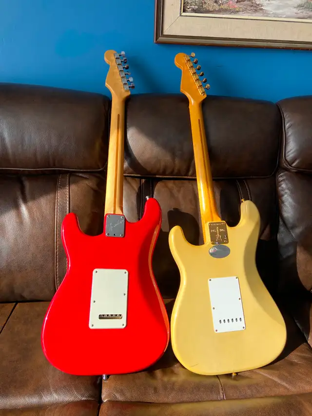 Fender Stratocaster Highly Collectable Reissue 1957 in Guitars in Ottawa - Image 3