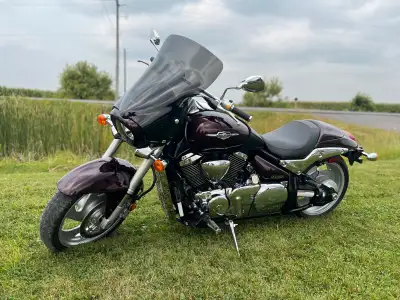 13,416 KMS 2010 SUZUKI M90 ️ MOTOR CYCLE HAMMOND, ON (20 mins east of Orleans) SERIOUS INQUIRIES PLE...