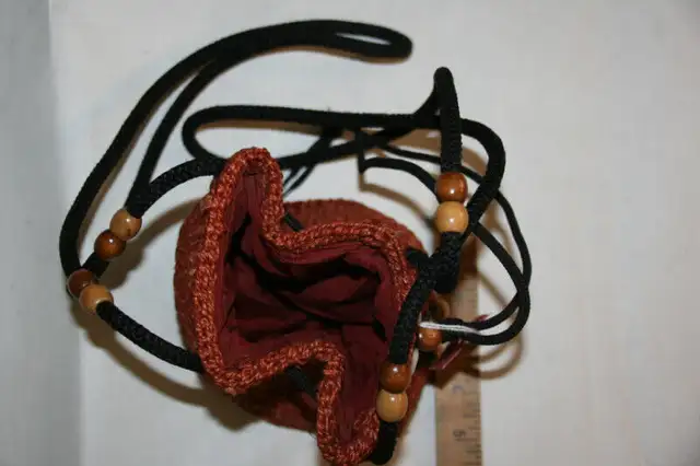 WOVEN PURSE from AFRICA lined with straps 7 x 7" sachel63005668513921122