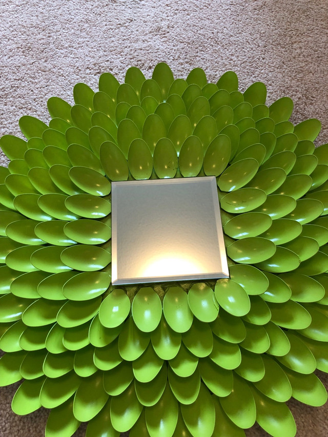 Sunburst Mirrors  in Home Décor & Accents in Markham / York Region - Image 3