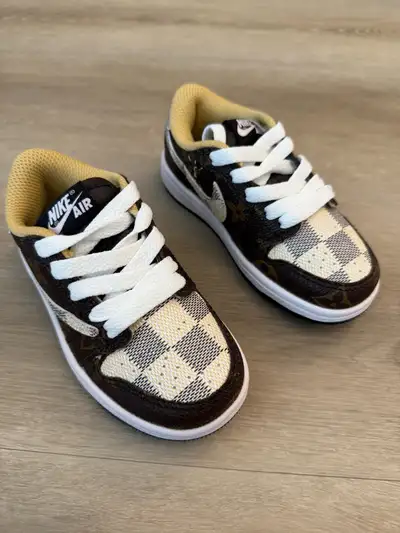 Nike x LV toddler shoes size 8C kids, View more