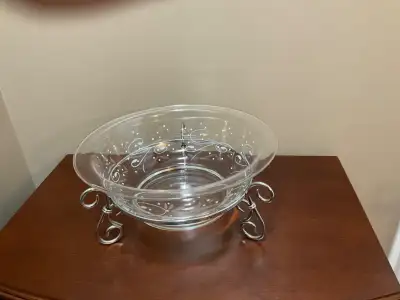 Decorative Bowl/candle Holder and stand - from Partylite, View more
