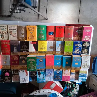 Mother's Danielle Steel Complete collection, View more