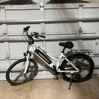 NEW Women's Electric Bike - 7-Speed, 350W, 10Ah Battery