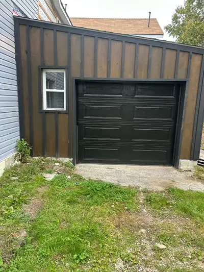 Welcome to your new cozy one-bedroom apartment in Miller Lake! This charming space features a well-l...