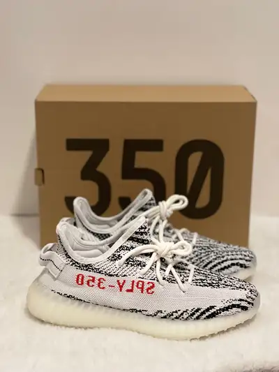 DS Yeezy 350 Zebra, View more