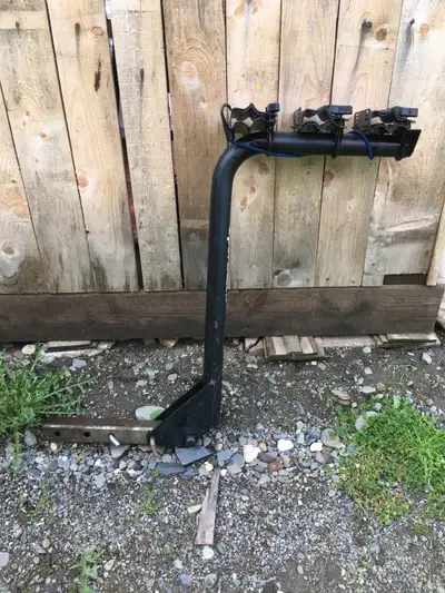 Situé a Milan, peut apporter a Scotstown et il arrive que j'aille a Sherbrooke et Lac Mégantic.