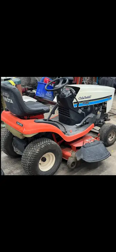 Kubota T1870 lawnmower, View more