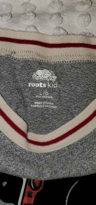 ROOTS pyjamas Size 9-10 years in Kids & Youth in Oakville / Halton Region - Image 4