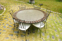 Table en céramique 130 cm et chaises,LIQUIDATION FINALE.