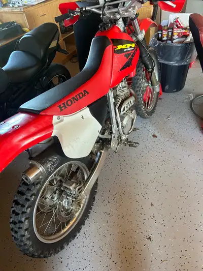 2002 Honda xr250r very good shop with papers like to trade for a Yamaha xs650 our sale 902-670-7397