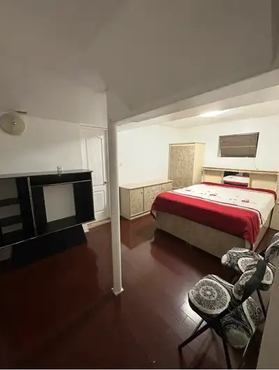 one bedroom basement for rent