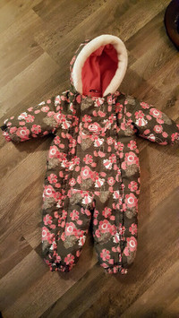 Size 18M Child's OshKosh Snowsuit