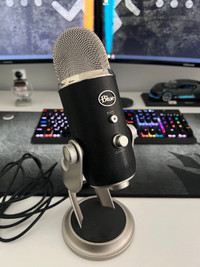 Blue Yeti Pro Microphone 