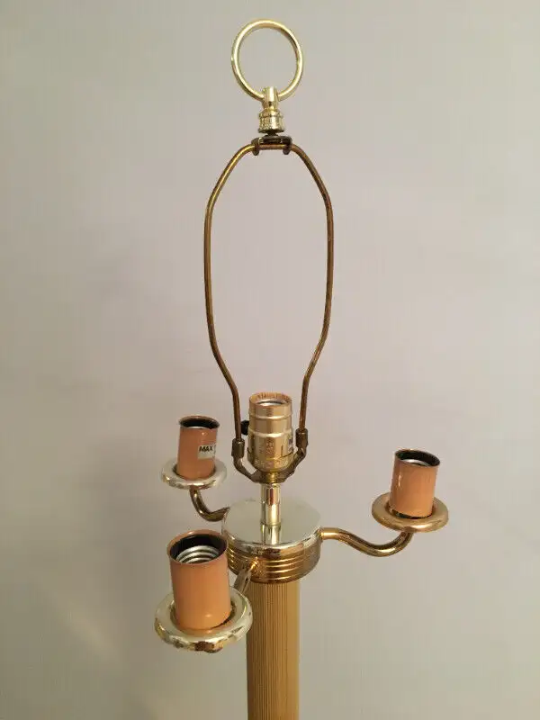 FLOOR LAMP (4 LIGHTS) GOLD FINISH VINTAGE in Indoor Lighting & Fans in City of Montréal - Image 3