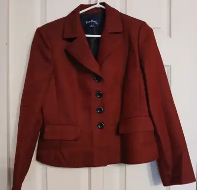 Evan Picone dark red suit blazer jacket, size 8, View more