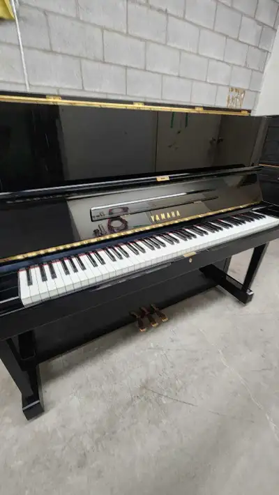 Yamaha YUS Upright Piano – Nouvel arrivage à Montréal, View more