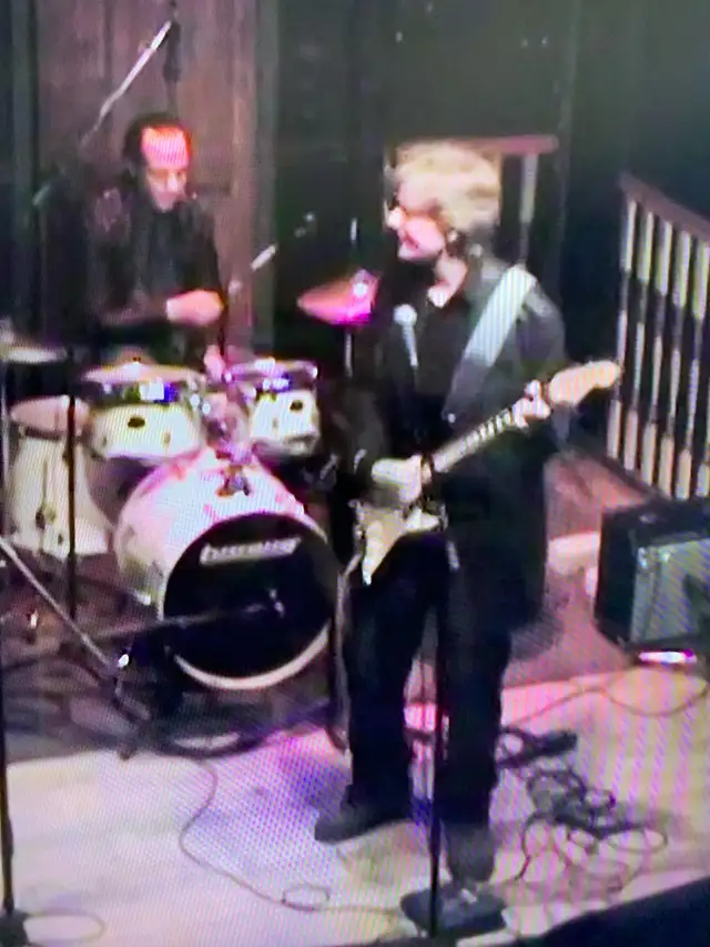 seeking bassist for rock originals63671998157825120