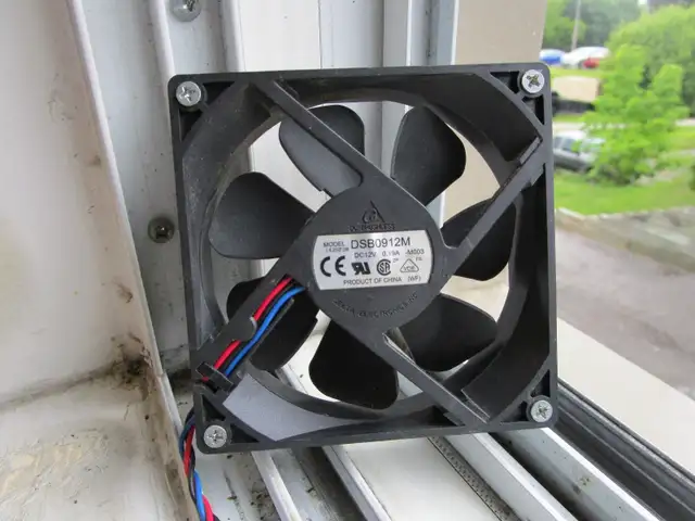 PC Computer case cooling fans in System Components in Markham / York Region - Image 4
