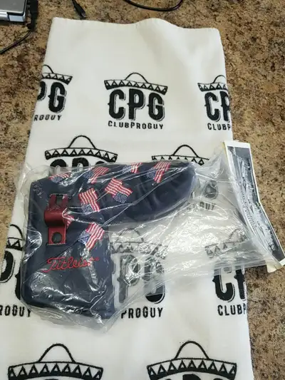 Scotty Cameron Headcover, View more