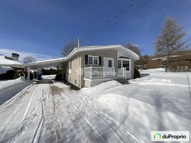 Maison à vendre 4 chambre 2 salles de bain in Houses for Sale in Laurentides - Image 2